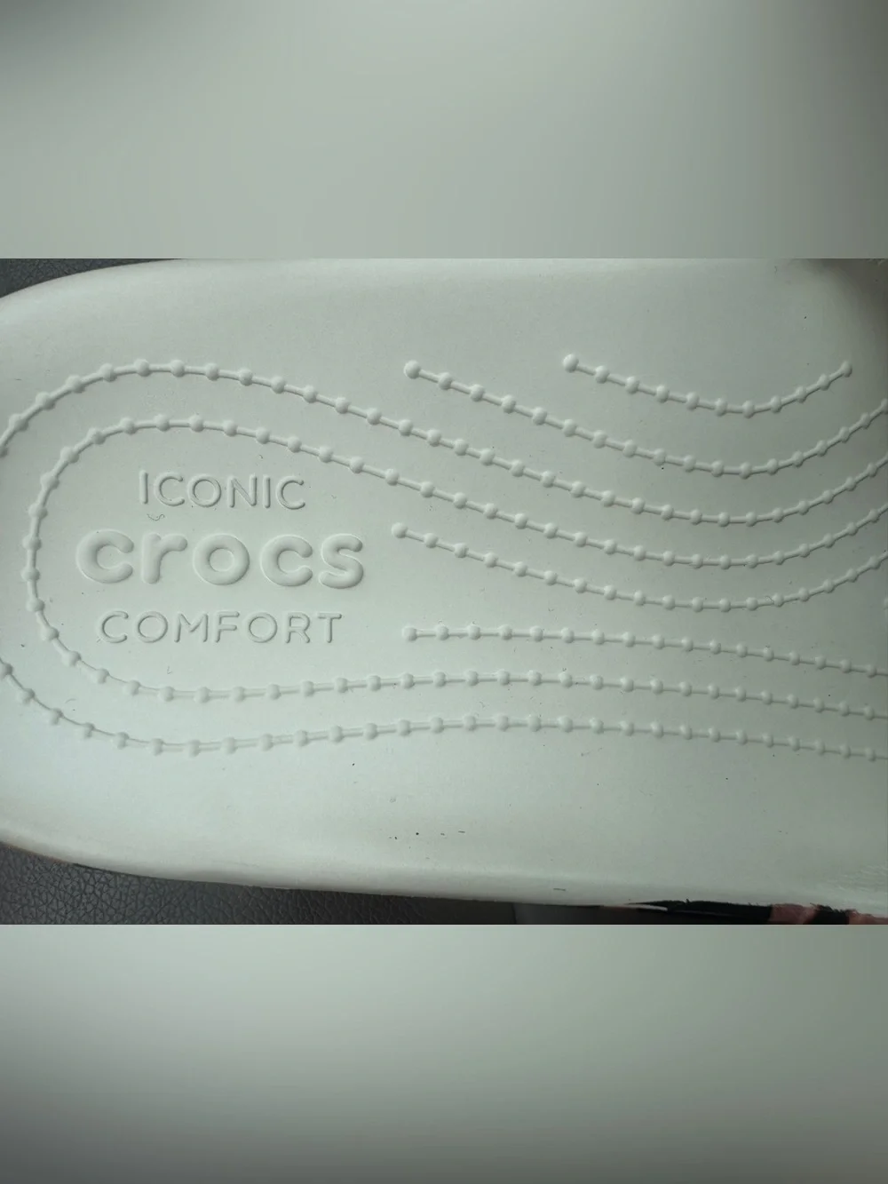 CROCS lightweight slides